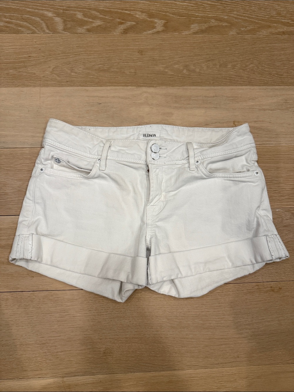 Hudson Jeans White Rolled Hem Denim Shorts, Size 26